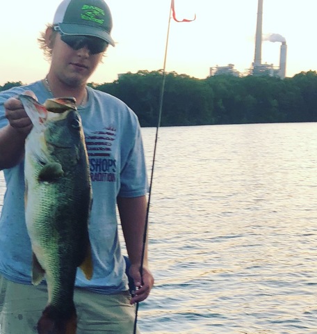 Hace trece años que empece a pescar.