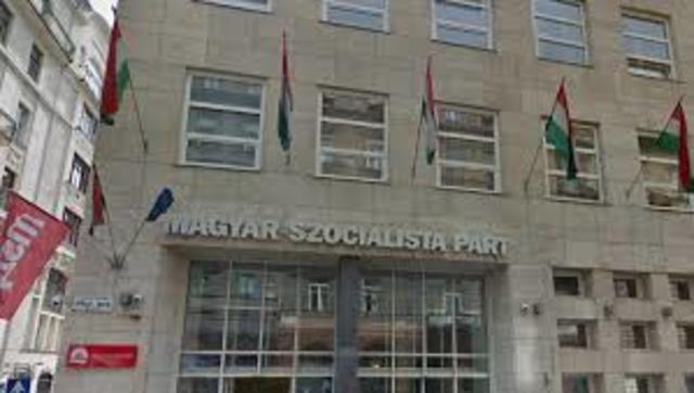 Új szélházba költöztek