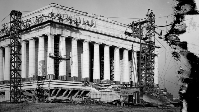 Lincoln Memorial is Built and Dedicated