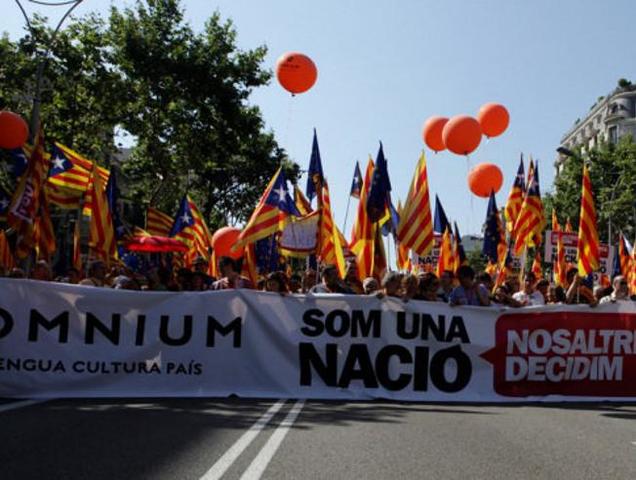 gran manifestación de rechazo que derivó en un plebiscito a favor de la independencia.