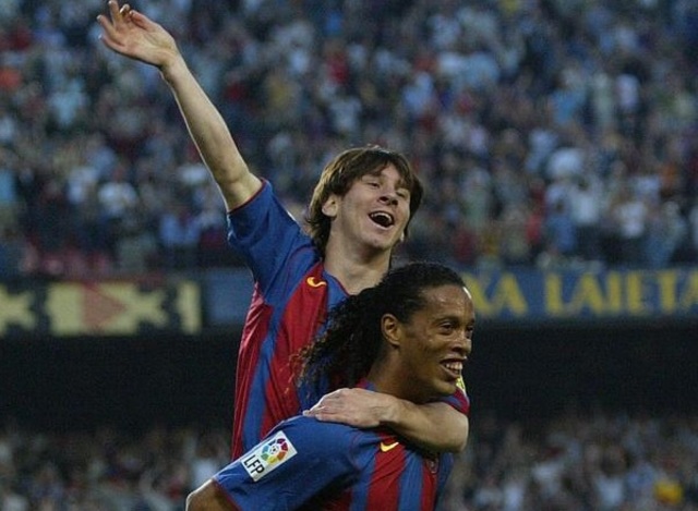 Messi scores his first goal agaisnt Albacete Balompié