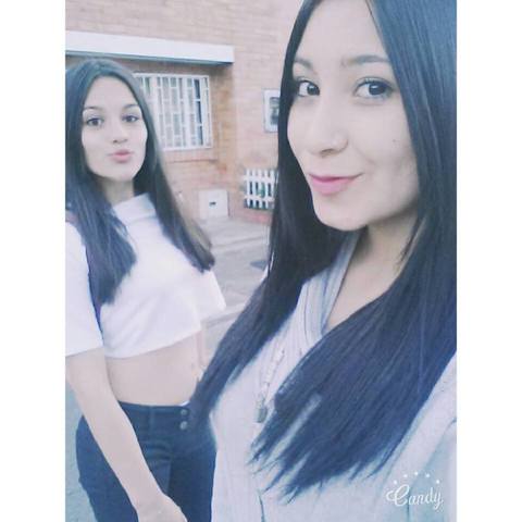 Mejor amiga de la infancia.