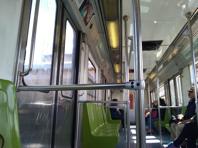 VAGÓN (ESCALA INTIMA CERCANA-LEJANA)