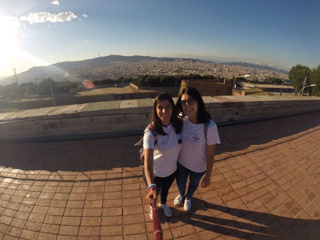 LAURA ENTRA AL NOVICIADO