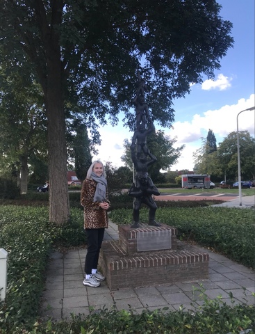 De levende piramide van Vroomshoop