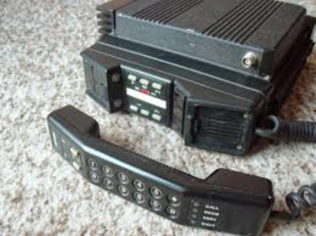 Primer Sistema Telefónico Móvil