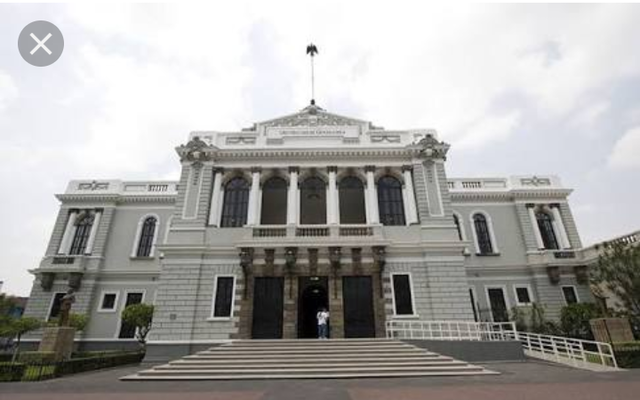 Cierre de la universidad