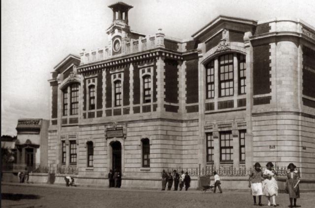 Apertura de la Escuela Nacional Preparatoria