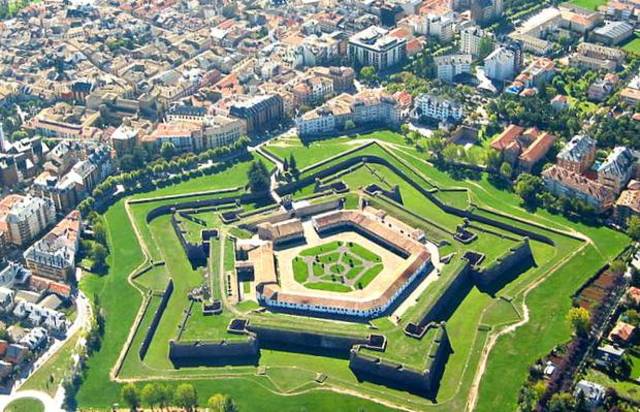 Sancho seizes Grarus and Ayerbe