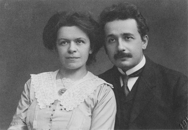 Einstein and Mileva obtain a divorce