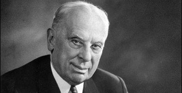 Alfred P. Sloan(1875-1966)