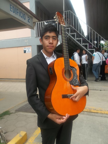 Gano Concurso de Rondalla