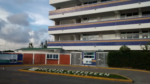 Entrada a la Primaria Nueva