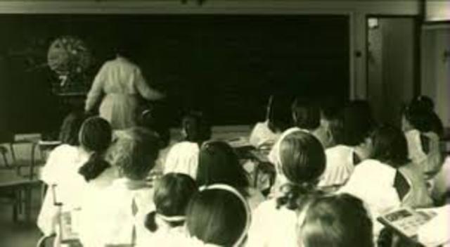 EDUCACIÓN EN LA REPÚBLICA.