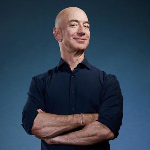 Bezos se convirtió en el hombre del año