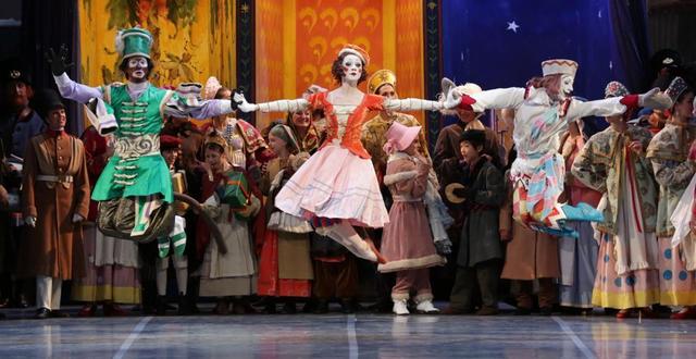 "Petrushka" de los Ballets Russes
