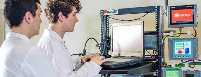 Sacar la Ingeniería en Automatización y Control Industrial.