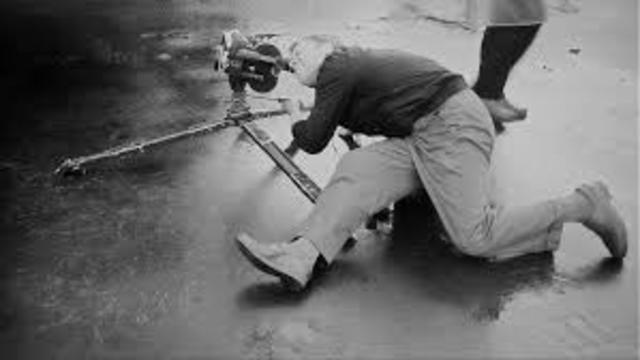 Svarbu! 1990–1994 m. – sukurta daugiausia debiutinių vaidybinių filmų (6); 1995–2003 m. – tik 3.