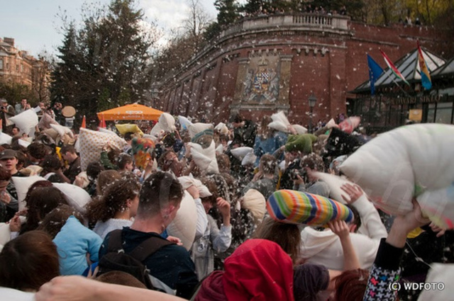 Munkában az ifjúsági mozgalom