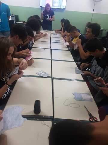 Costura vem, Costura vai..