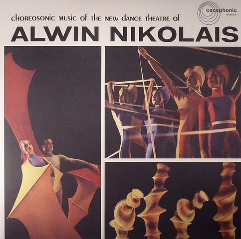 "Village of Whispers" de Alwin Nikolais