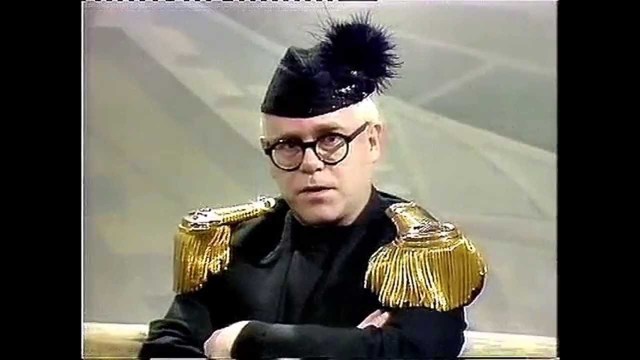 Elton John se interna para rehabilitarse por su adicción a las drogas