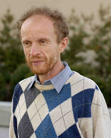 Eugene Koonin bedenkt een hypothetisch schema voor de werking van CRISPR’s