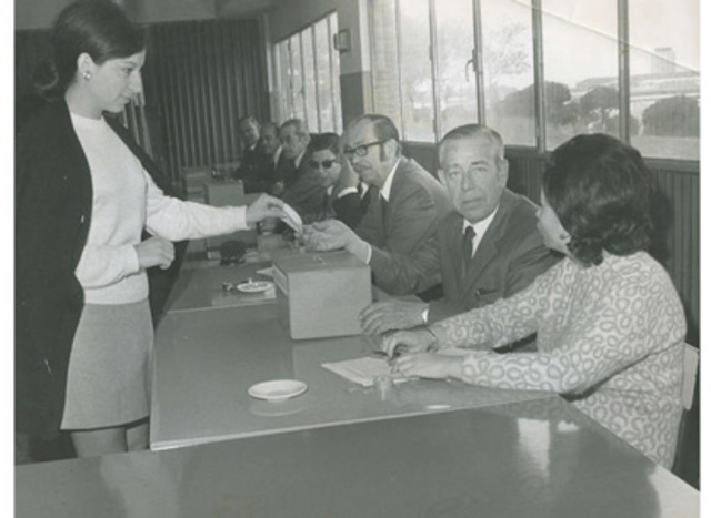 Gustavo Díaz Ordaz, otorgó el voto a los jóvenes de 18 años de edad.