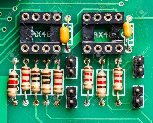 THIRD GENERARATION: Integrated circuits (1964-1971)