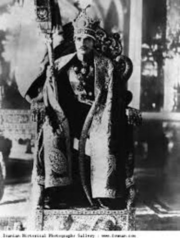 Reza Khan crowned Reza Shah Pahlavi.