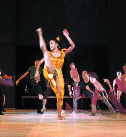 Última obra de Béjart: "La vuelta al mundo el 80 minutos"