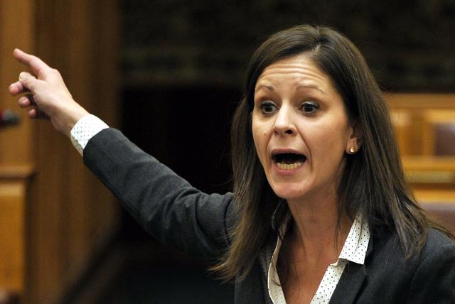 Szél Bernadettet és Ungár Pétert három évre eltiltották a párt minden tisztségétől