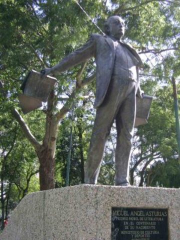 participó en el levantamiento contra Manuel Estrada Cabrera