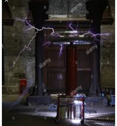 Tesla crea la bobina de tesla