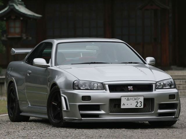 Décima generación: R34, se afianza la leyenda del GT-R