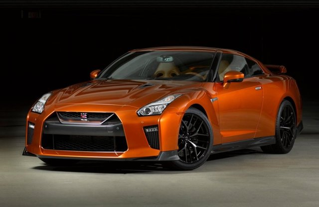 Nissan GT-R 2016