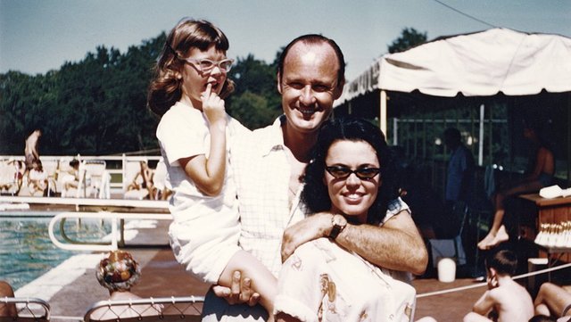 SE OTORGA UN ESTRELLA EN EL PASEO DE LA FAMA EN HOLLYWOOD