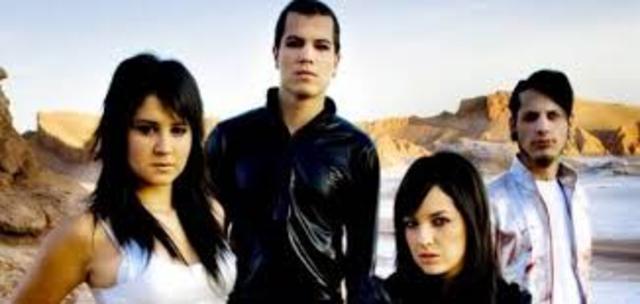 2007: FESTIVAL DE VIÑA DEL MAR, PREMIOS Y RADICACIÓN EN MÉXICO