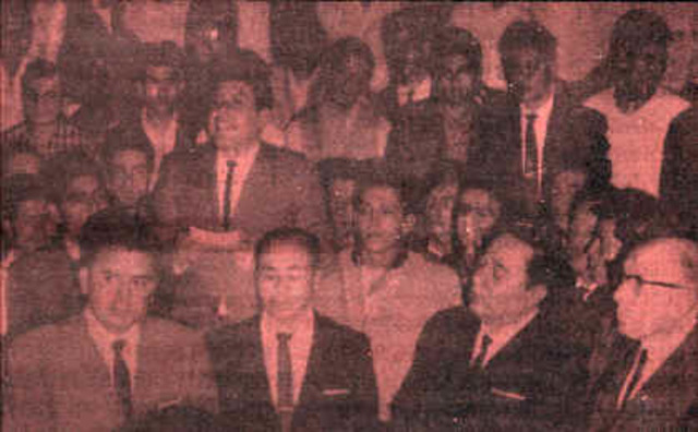 Tension estalla escuela de Derecho