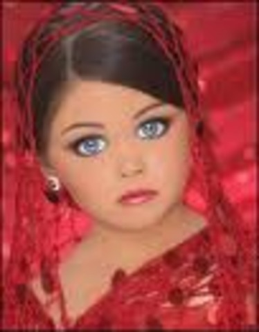 pretiest girl of the year!!