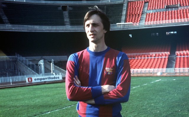 Johan Cruyff traspaso al Barcelona
