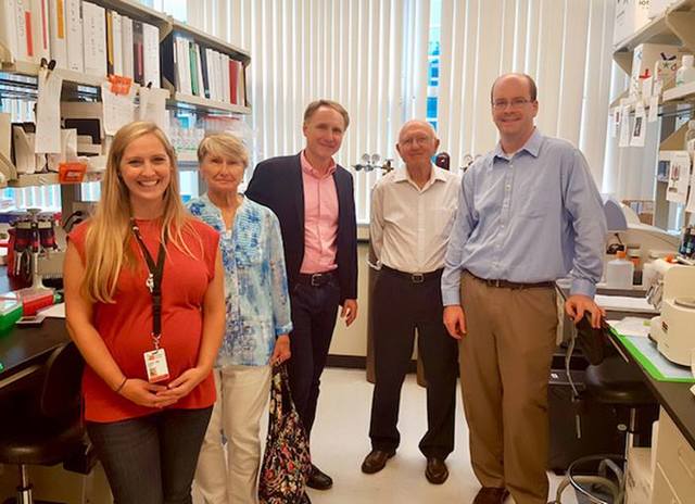 Son of a presticius mathematical profesor and a music compositor of sacra music.