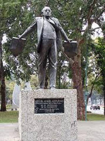 Su primer libro importante