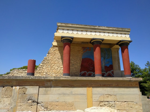 Creta cade sotto l'influenza dei Micenei