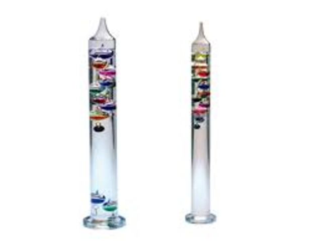 Galileo invents a thermometer