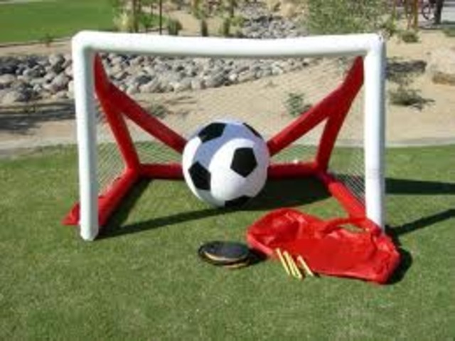 Primer partido de fútbol.