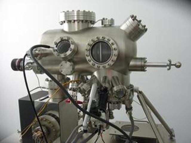 Сканирующий туннельный микроскоп (СТМ)