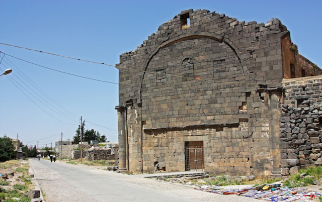 Il rencontre le moine Bahira à Bosra en Syrie : 1ère annonce