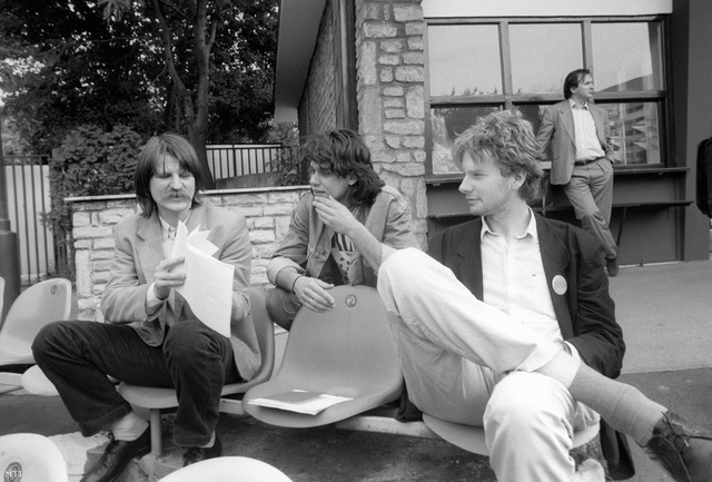 Parlamentbe kerülni