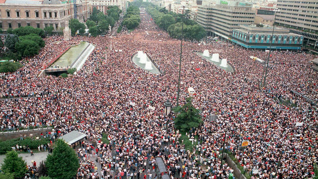 Más de un millón de ciudadanos de toda España sale a manifestarse mostrando su repulsa ante el crimen etarra